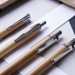 Pen Nikox.